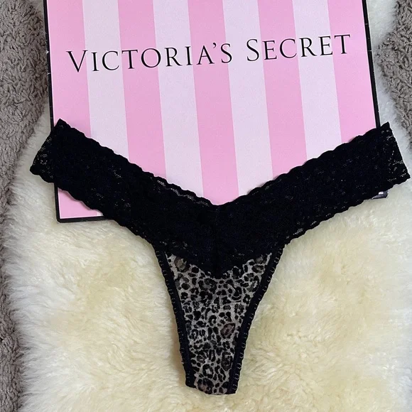 Victoria's Secret Black Lace Leopard Panty - Picture 1 of 7